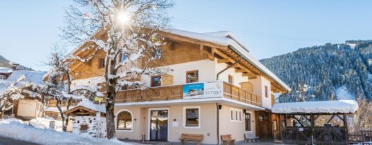 Wintersportwoche in Wagrain, Salzburg - Jugendhotel Saringgut